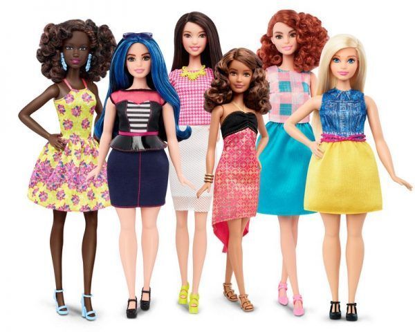 Barbie_fashionistas_(Curvy,_petit,tall,_original),2016[1]