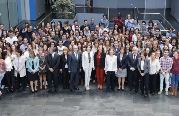 Equipo de CIAL durante la visita de S. A. R. la Reina Doña Leticizia el año pasado.