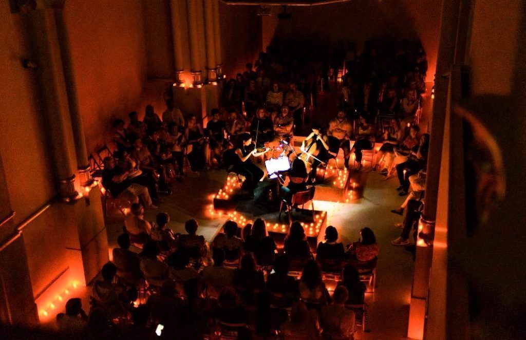 Música clásica a la luz de las velas