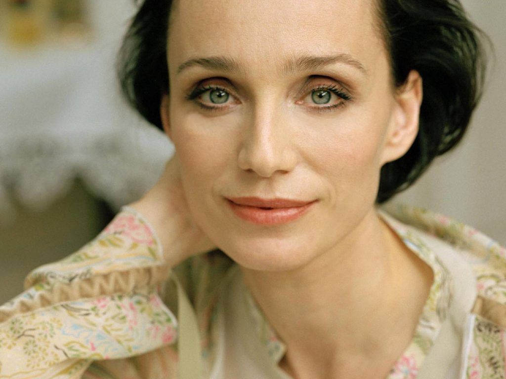 Kristin Scott Thomas: La estrella que decidió brillar lejos de Hollywood